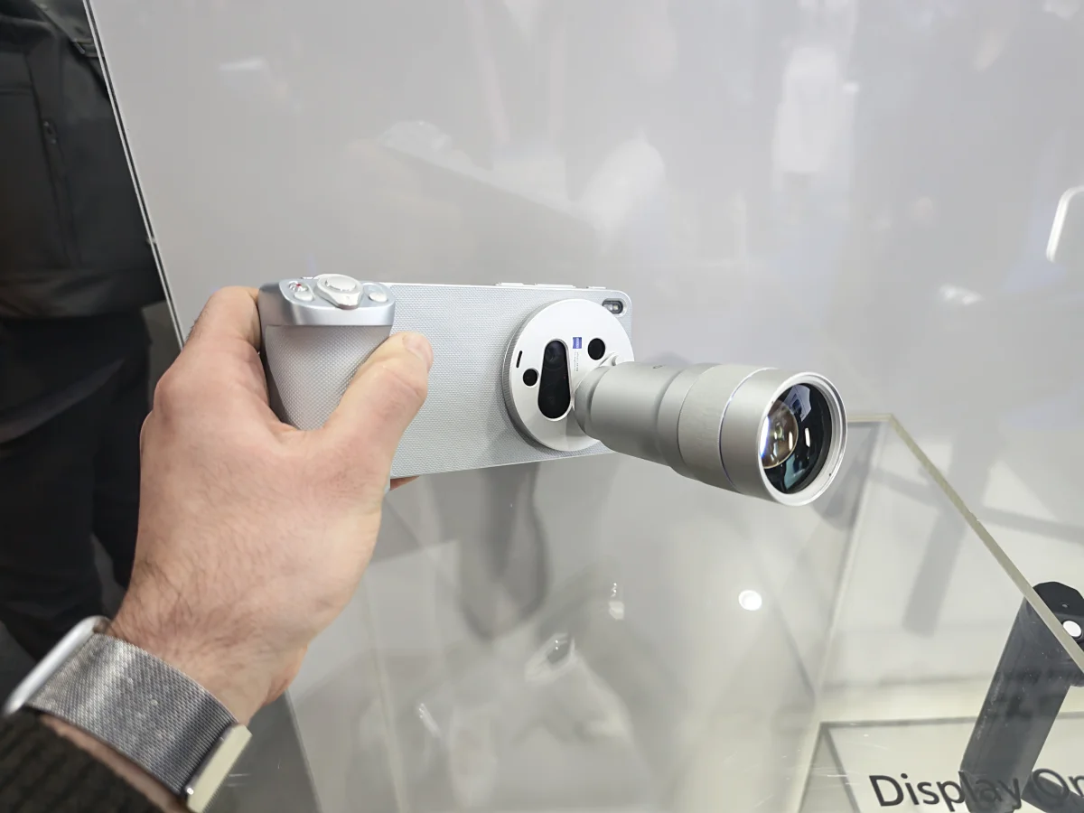 Vivo az MWC 2026-on: kicsi stand, nagy ambíciók – érkezik az X300 Ultra